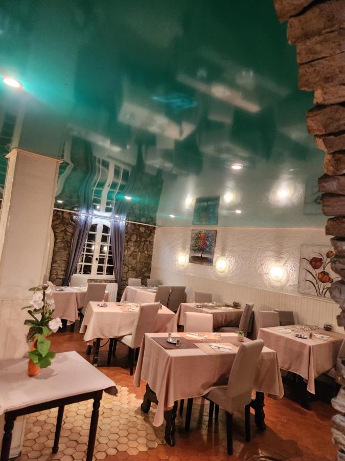 Logis Hotel Restaurant Les Charmettes Argelès-sur-Mer Eksteriør billede