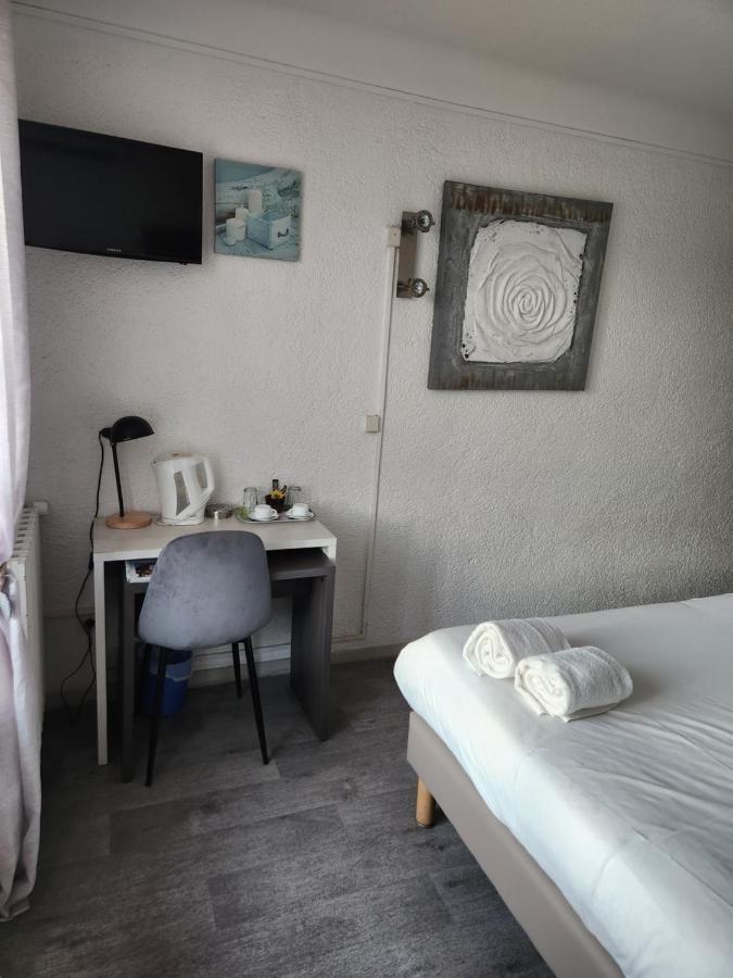 Logis Hotel Restaurant Les Charmettes Argelès-sur-Mer Eksteriør billede