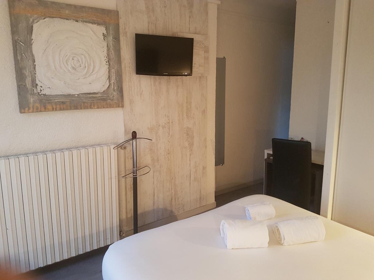 Logis Hotel Restaurant Les Charmettes Argelès-sur-Mer Eksteriør billede