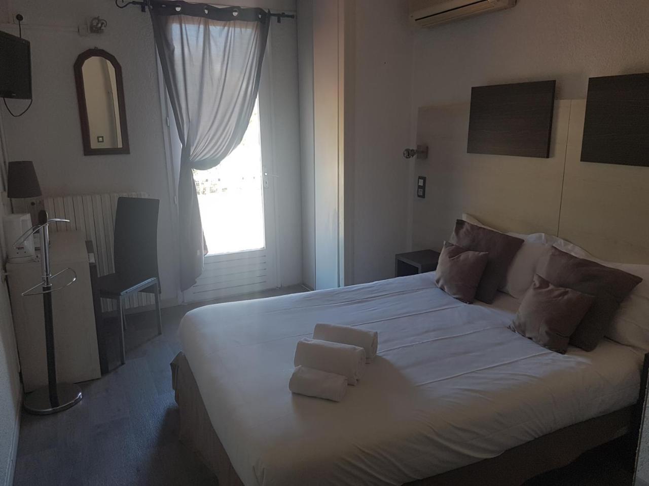 Logis Hotel Restaurant Les Charmettes Argelès-sur-Mer Eksteriør billede